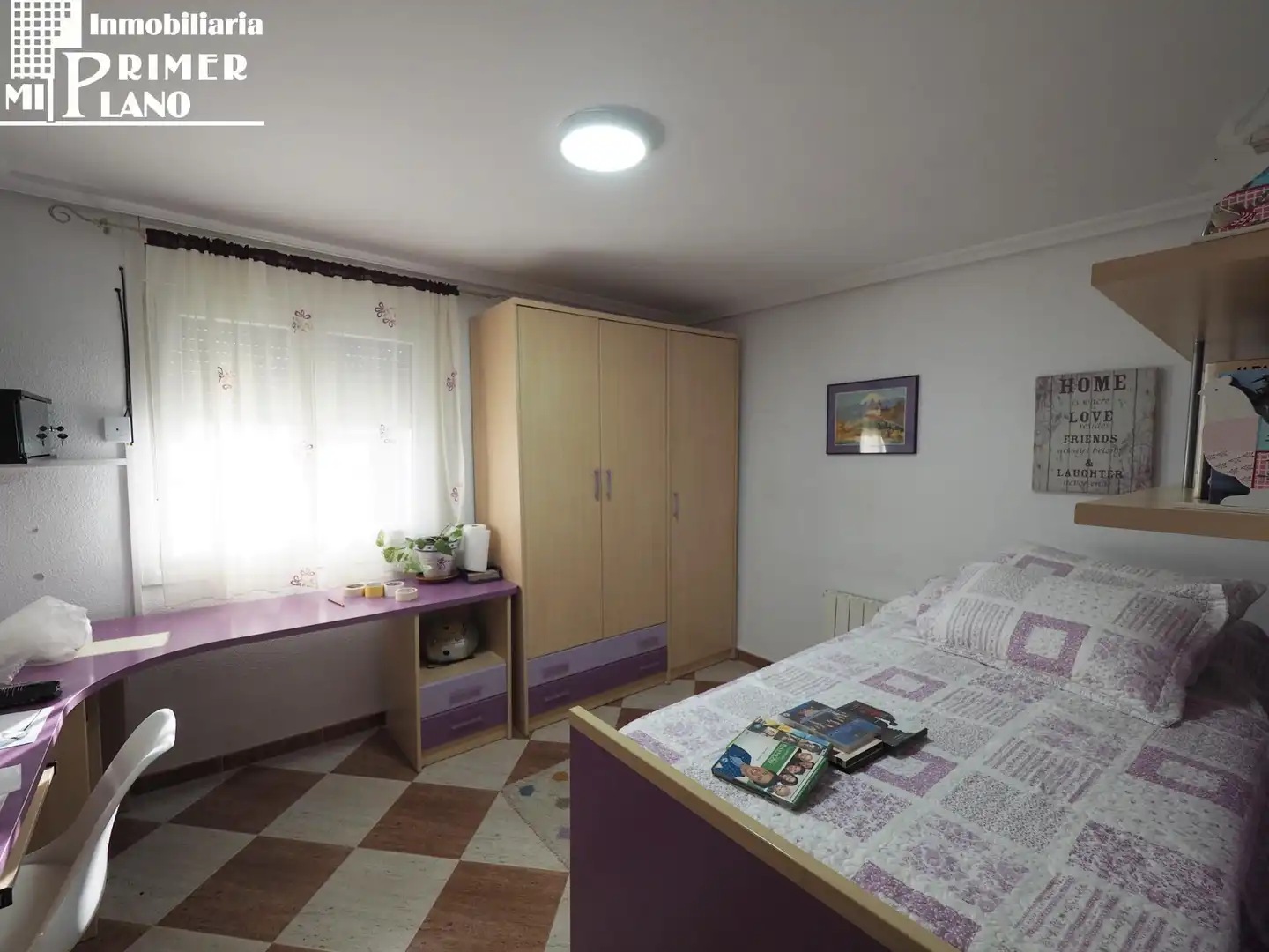Dormitori de Casa o xalet en venda en Alcázar de San Juan amb Aire condicionat, Traster i Piscina