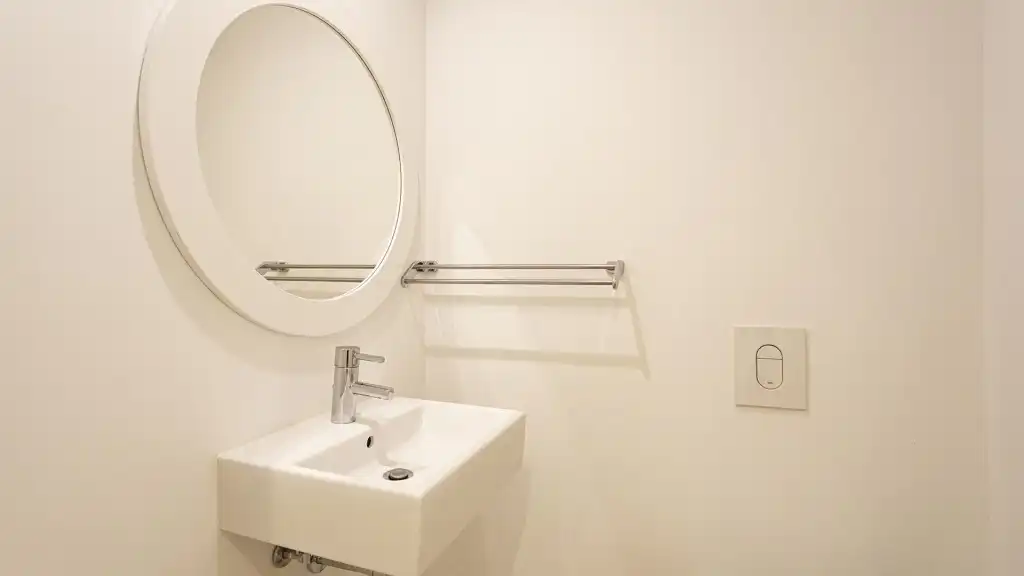 Bany de Apartament en venda en Calvià amb Aire condicionat, Jardí privat i Terrassa