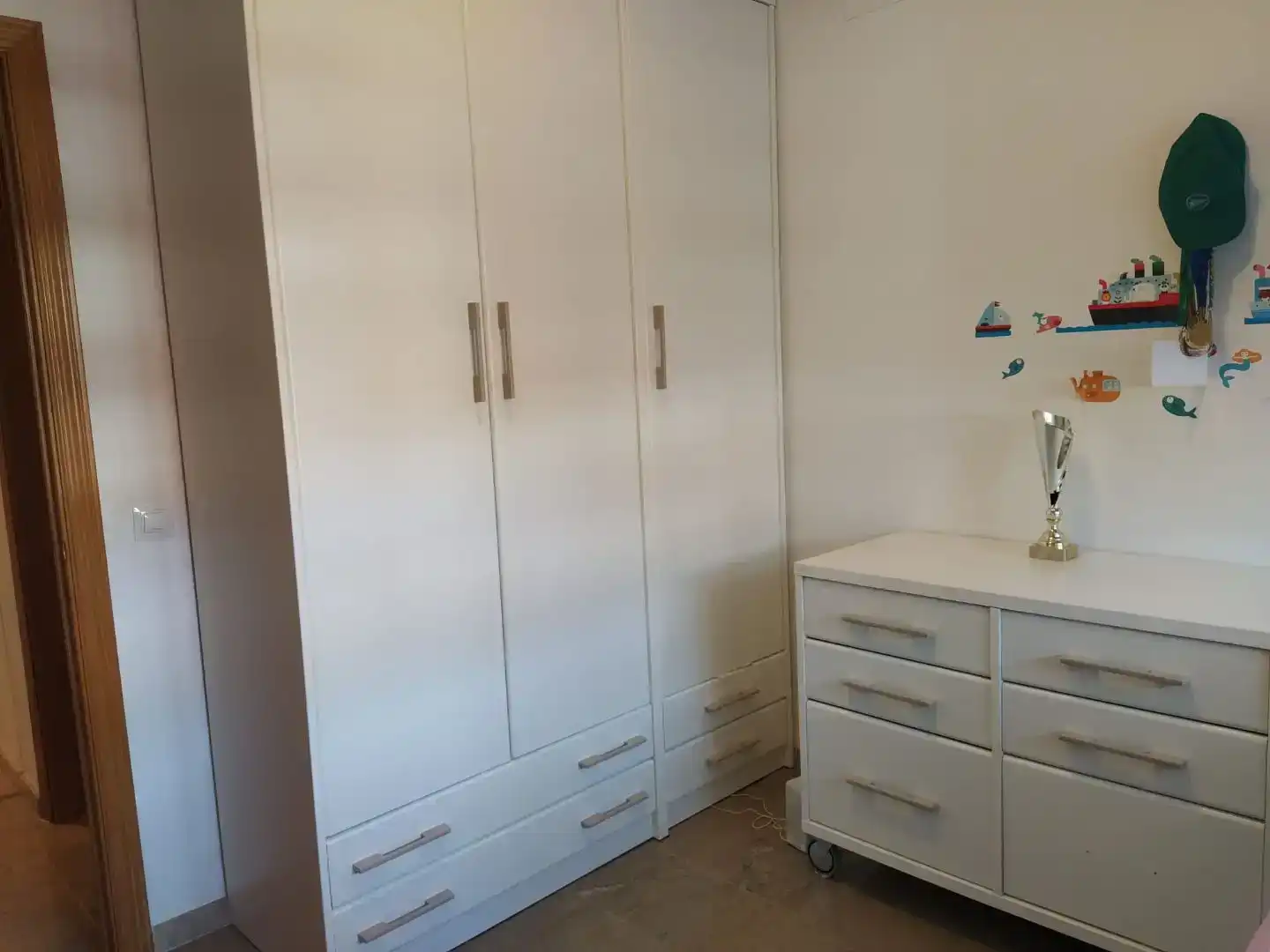 Schlafzimmer von Wohnung zur Miete in  Sevilla Capital mit Klimaanlage und Schwimmbad