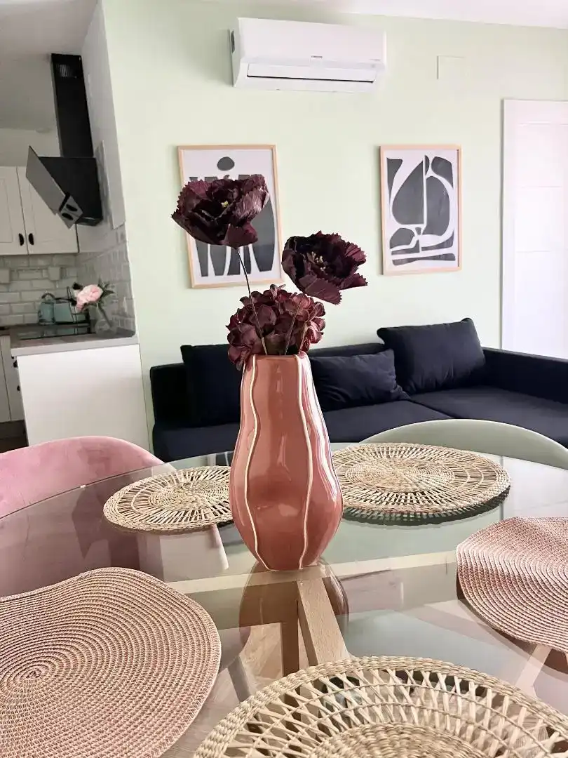Wohnzimmer von Wohnungen zur Miete in Benalmádena mit Klimaanlage