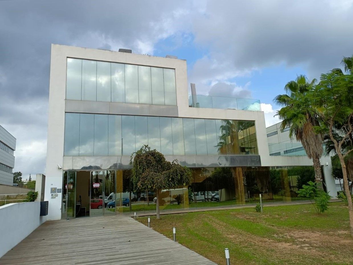 Vista exterior de Garatge en venda en Paterna