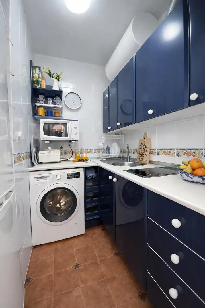 Cocina de Piso en venta en Benalmádena con Terraza, Amueblado y Piscina comunitaria