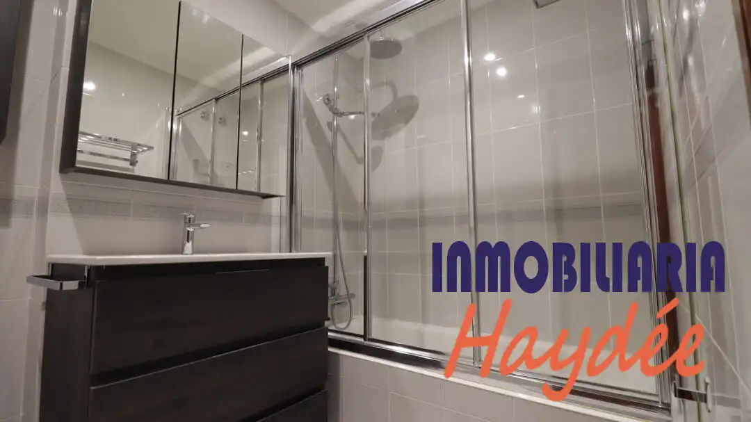 Bathroom of Flat for sale in Leioa  with Heating and Storage room