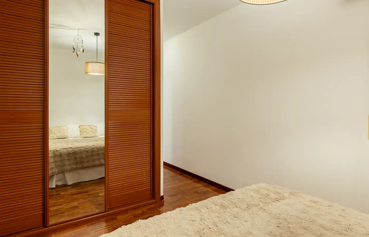 Schlafzimmer von Maisonette zum Verkauf in A Coruña Capital  mit Parkett, Ofen und Waschmaschine
