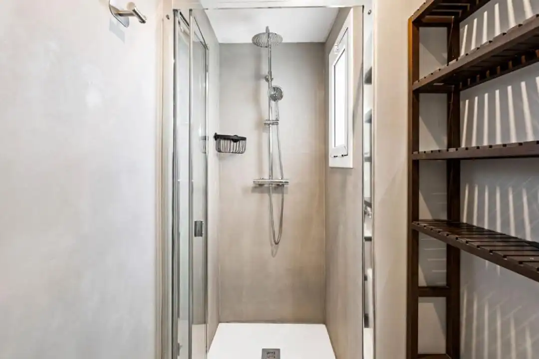 Baño de Ático en venta en Barcelona con Aire acondicionado, Parquet y Terraza