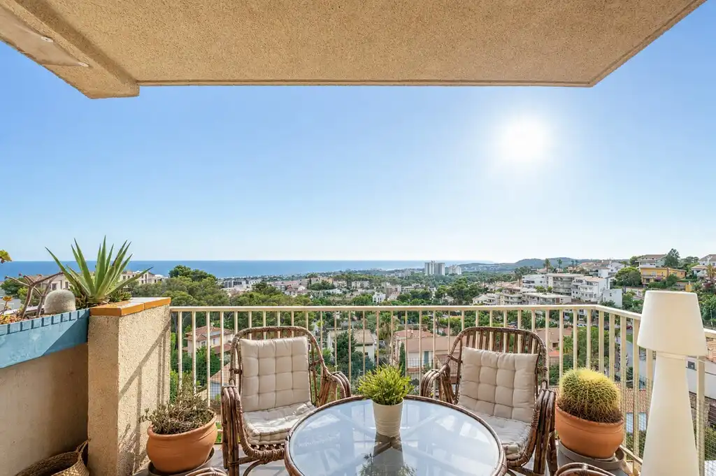 Terraza de Ático en venta en Sant Pere de Ribes con Aire acondicionado, Terraza y Amueblado