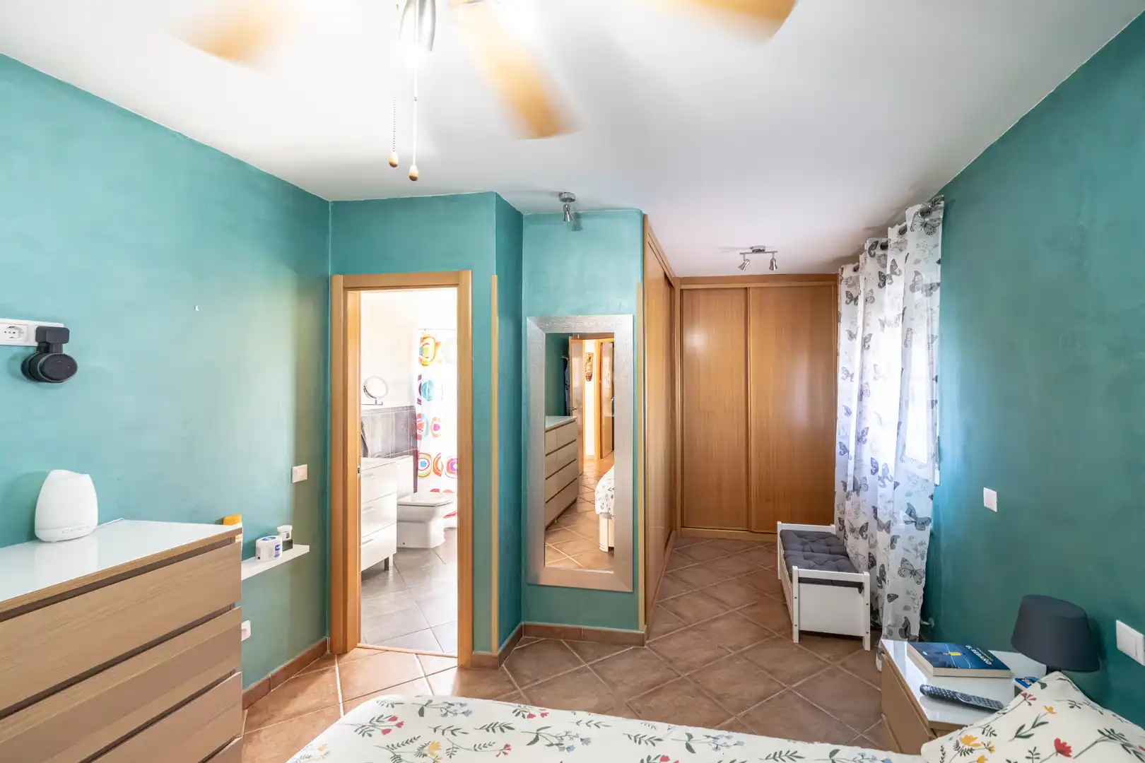 Habitación de Casa o chalet en venta en Chiloeches con Aire acondicionado, Calefacción y Jardín privado