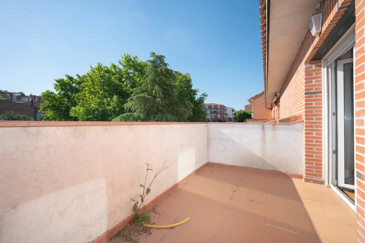 Terraza de Casa adosada en venta en Colmenar Viejo con Calefacción, Parquet y Terraza