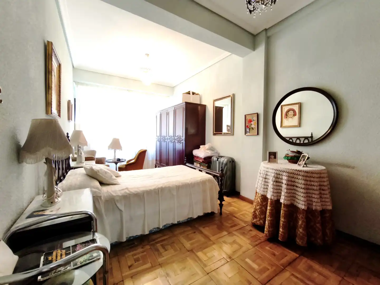 Habitación de Piso en venta en  Logroño con Calefacción, Parquet y Terraza