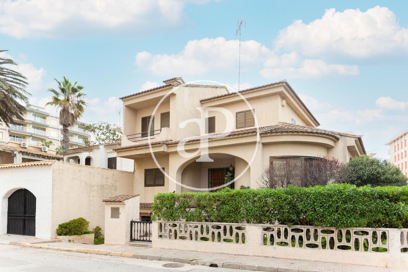 Vista exterior de Casa o xalet en venda en Sueca amb Aire condicionat, Calefacció i Jardí privat