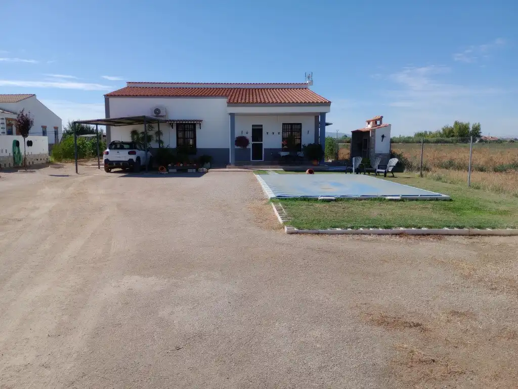 Xalet amb piscina en venda a Don Benito