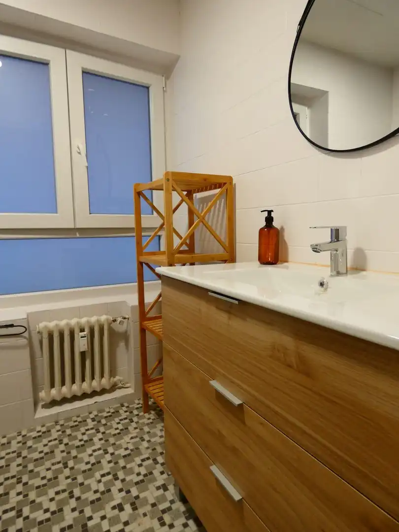 Zimmer in Calle de Eduardo Marquina, 14, Centro