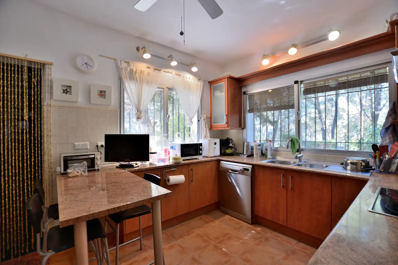 Cocina de Finca rústica en venta en Ronda con Jardín privado, Trastero y Piscina