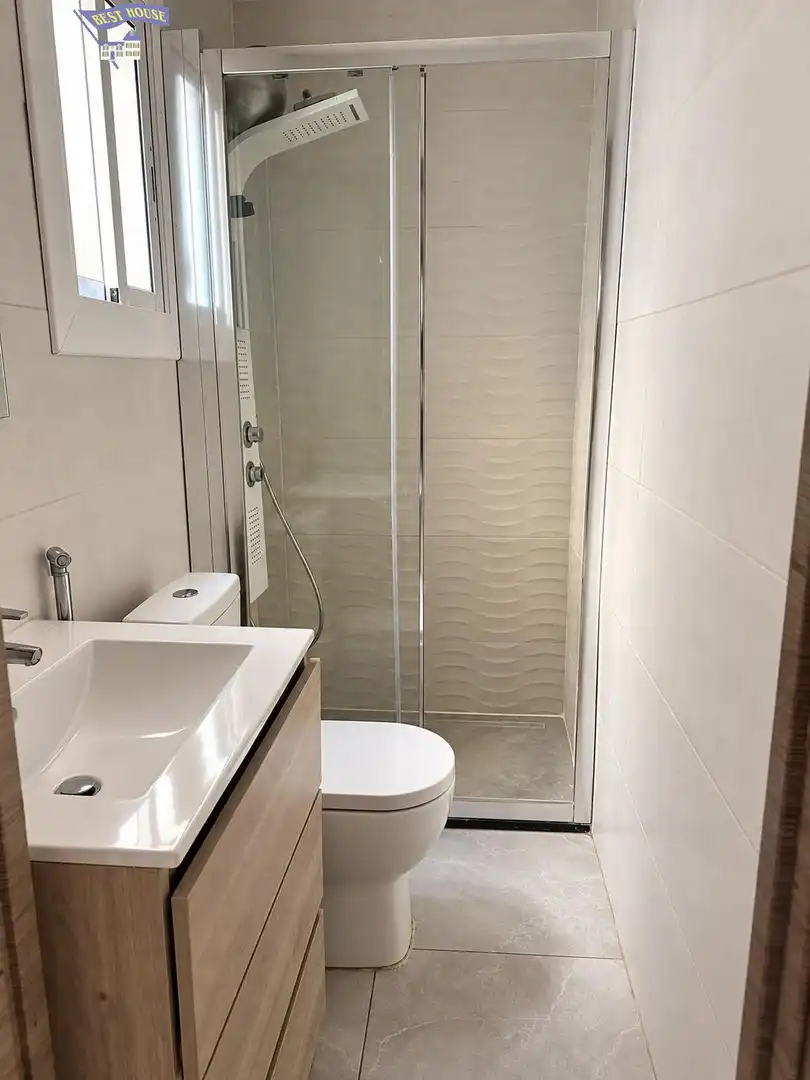 Bathroom of Flat for sale in Can Sant Joan