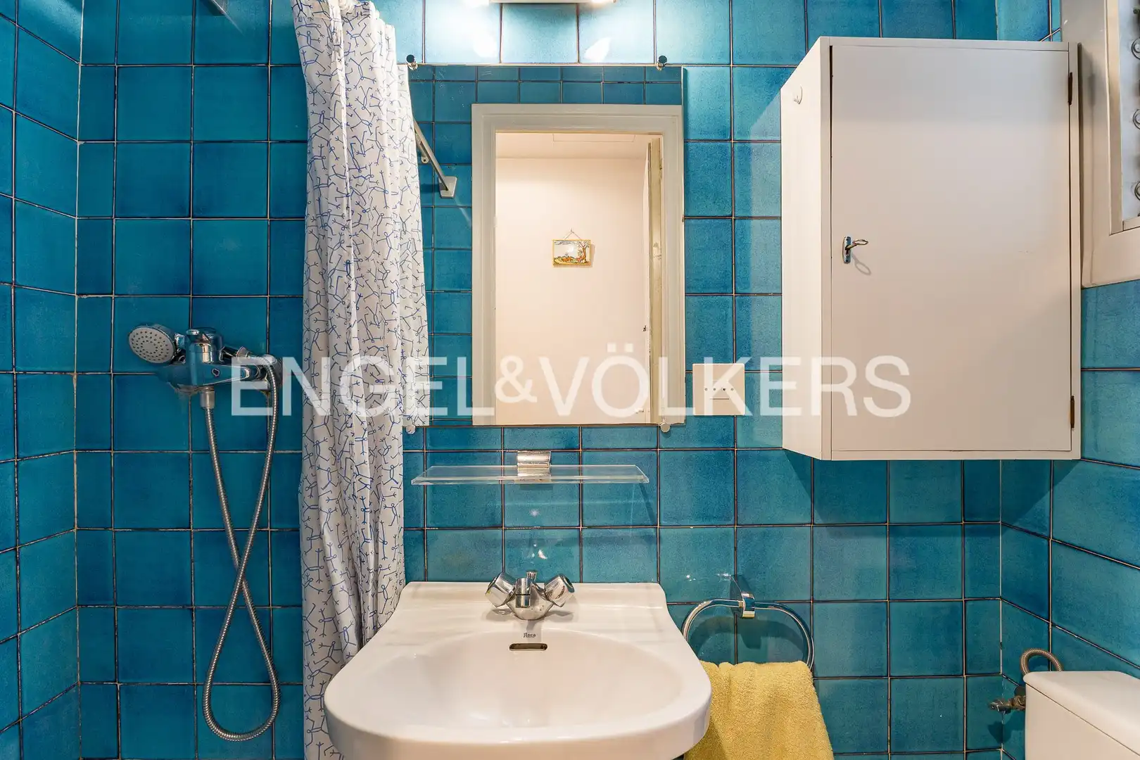 Bathroom of Flat for sale in Barcelona  with Heating and Parquet flooring