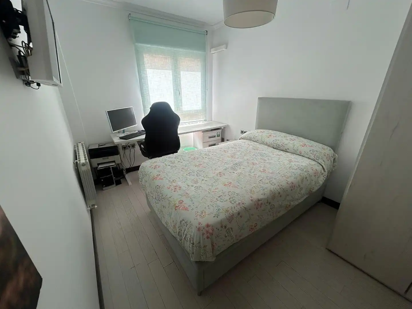 Habitación de Apartamento en venta en Yecla con Calefacción, Trastero y Amueblado