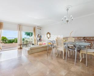 Sala d'estar de Casa adosada en venda en  Tarragona Capital amb Calefacció, Jardí privat i Parquet