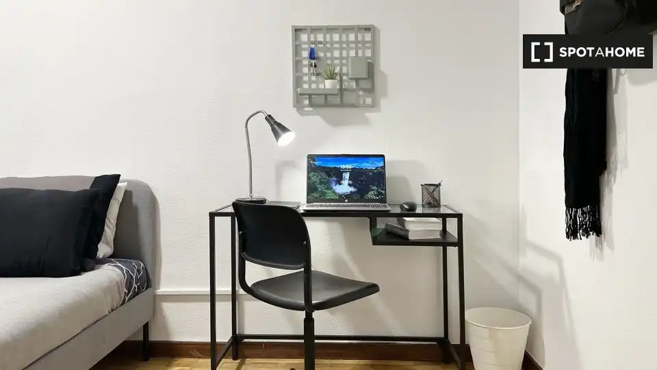 Room in Madrid, Madrid