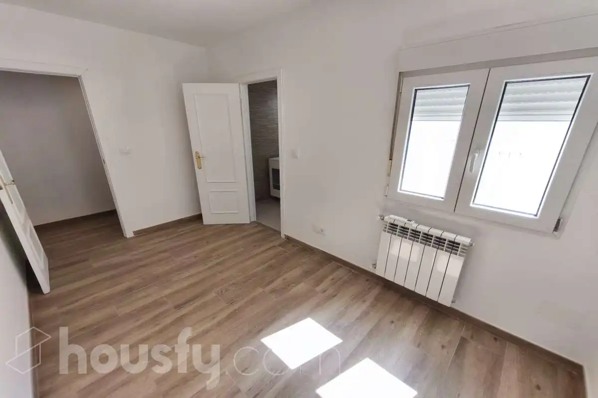 Schlafzimmer von Wohnung zur Miete in Madrid mit Klimaanlage, Heizung und Terrasse