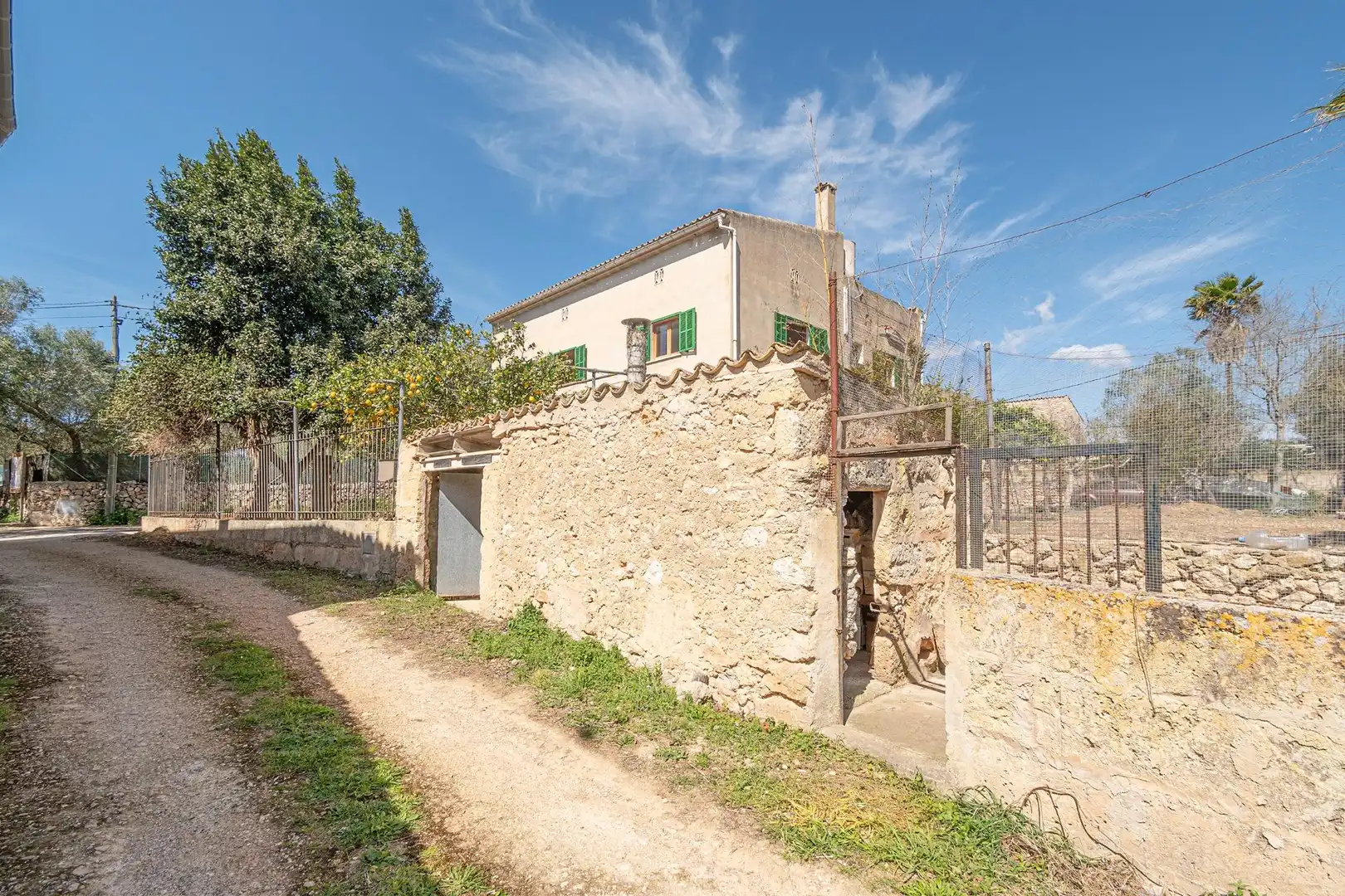 Vista exterior de Casa o xalet en venda en Sencelles amb Jardí privat, Terrassa i Traster