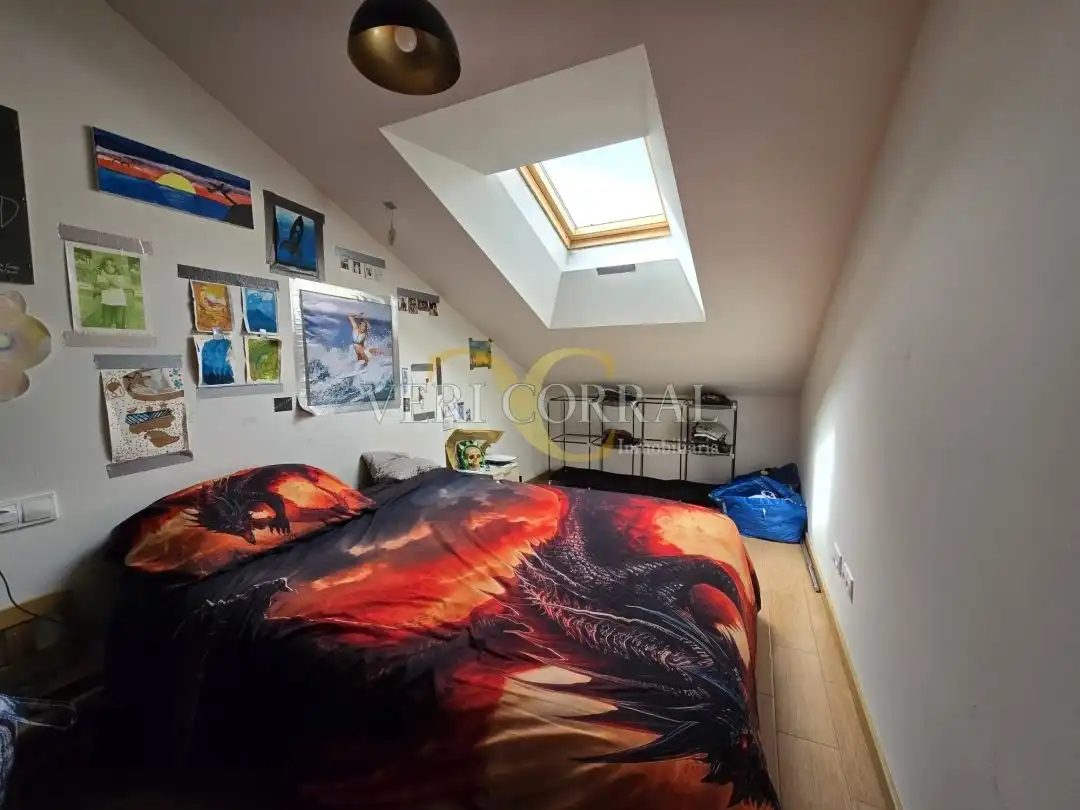 Dormitori de Apartament en venda en Llanes amb Calefacció i Traster