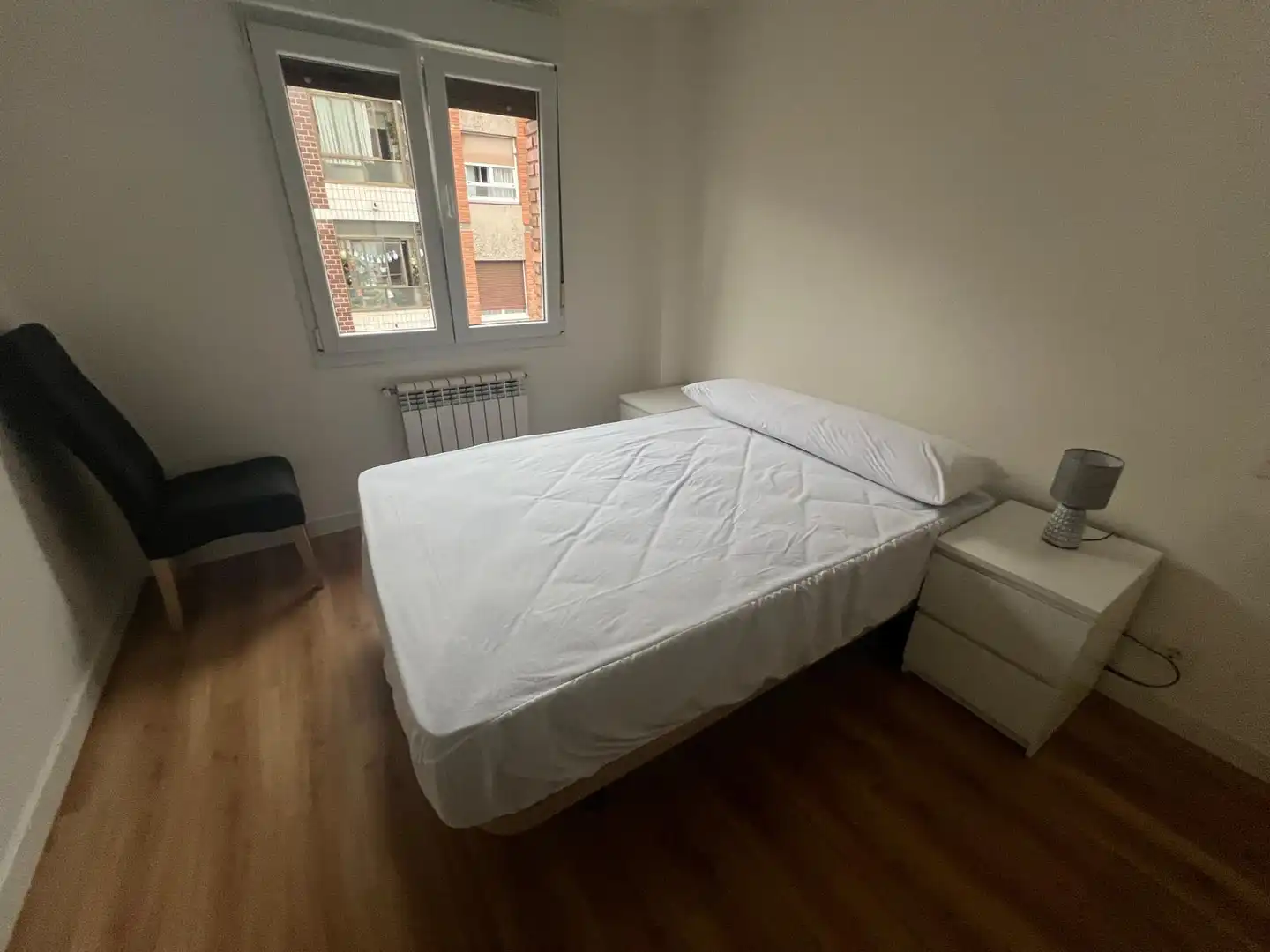 Habitación de Piso de alquiler en Gijón  con Amueblado, Horno y Lavadora