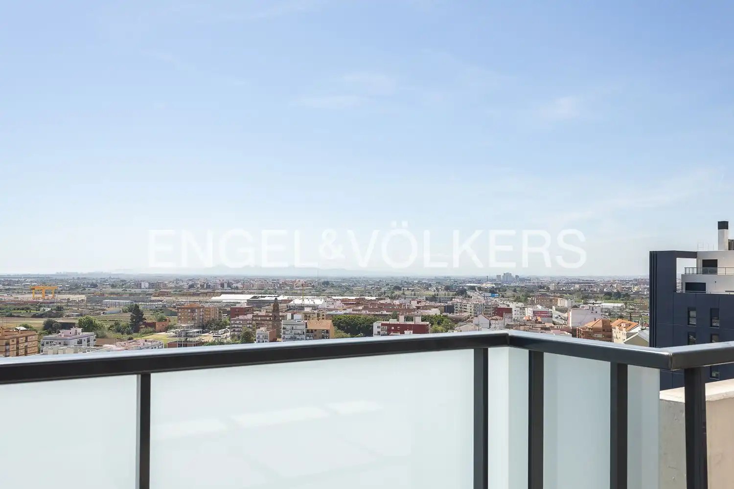 Terraza de Ático de alquiler en Valencia con Aire acondicionado, Calefacción y Trastero