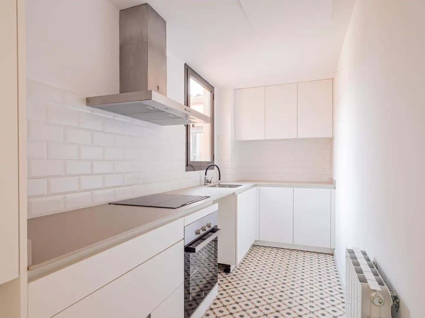 Cocina de Piso de alquiler en Sant Pere de Torelló con Calefacción y Horno