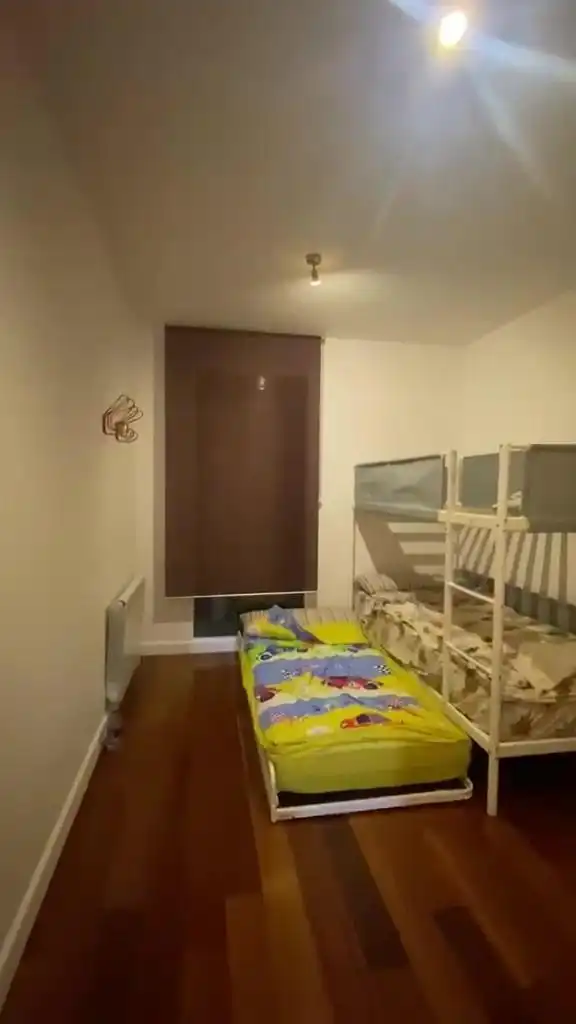 Habitación de Apartamento de alquiler en Vielha e Mijaran con Calefacción, Jardín privado y Trastero