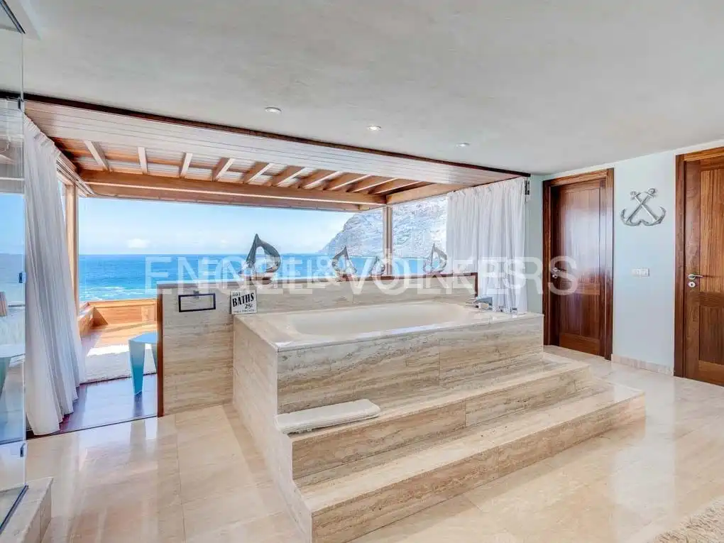 Houses for sale in Acantilados de Los Gigantes