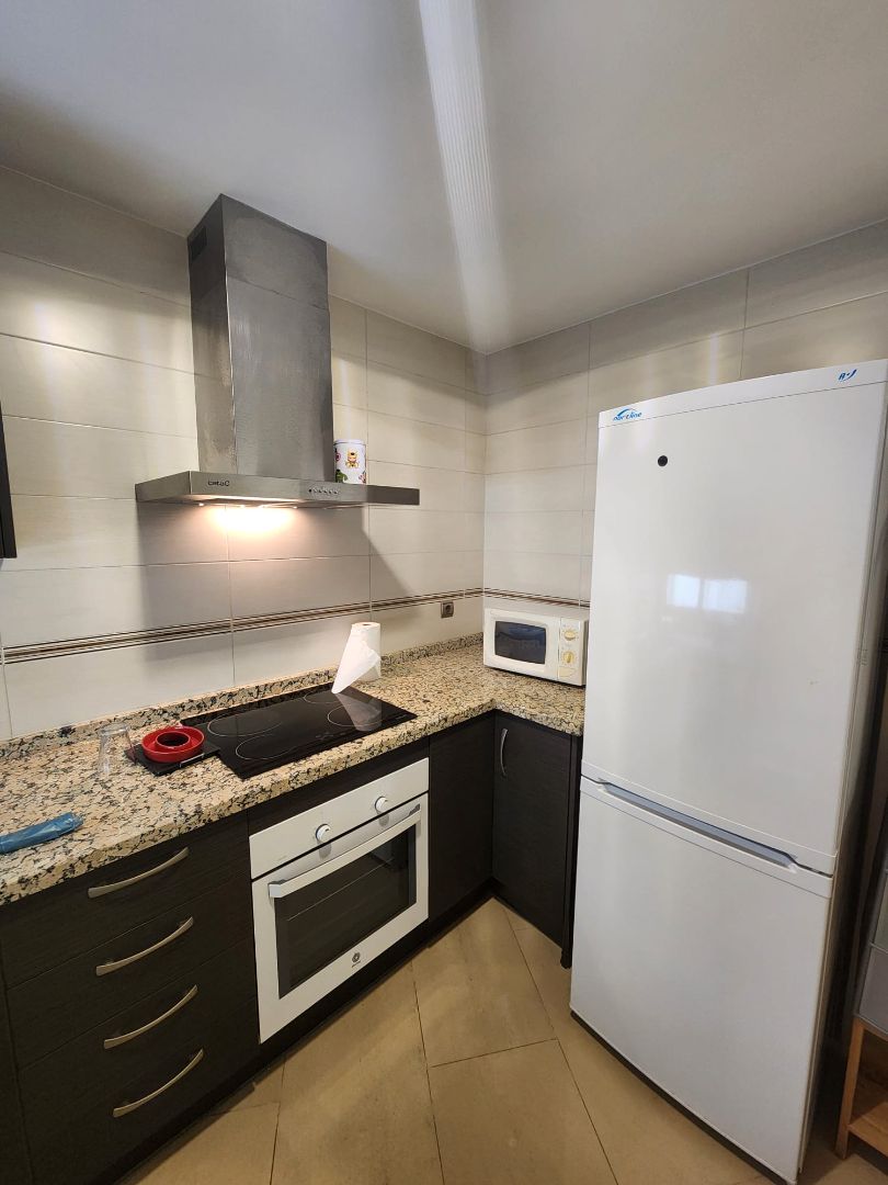 Küche von Wohnung miete in Coín mit Klimaanlage, Möbliert und Ofen