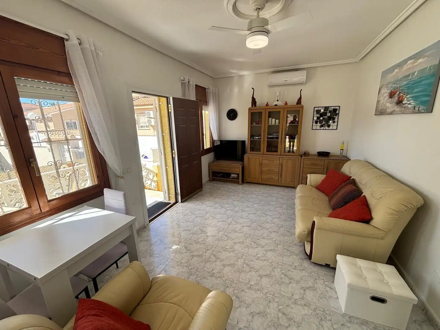 Sala de estar de Casa o chalet en venta en Rojales con Jardín privado, Terraza y Piscina
