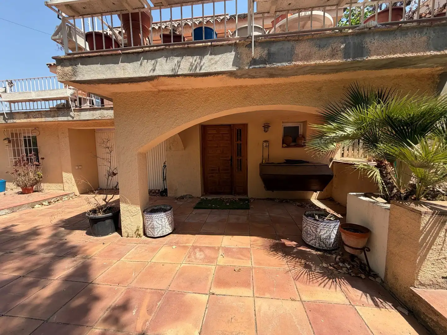 Vista exterior de Casa o xalet en venda en Esparreguera amb Aire condicionat, Calefacció i Jardí privat