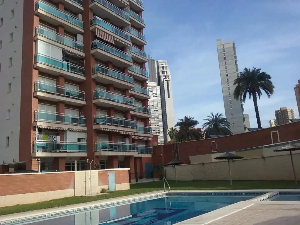 Schwimmbecken von Wohnung zum Verkauf in Finestrat