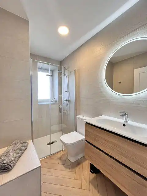 Bany de Casa o xalet en venda en Gijón  amb Calefacció i Terrassa