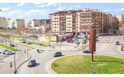 Exterior view of Attic for sale in Girona Capital  with Heating, Furnished and Balcony