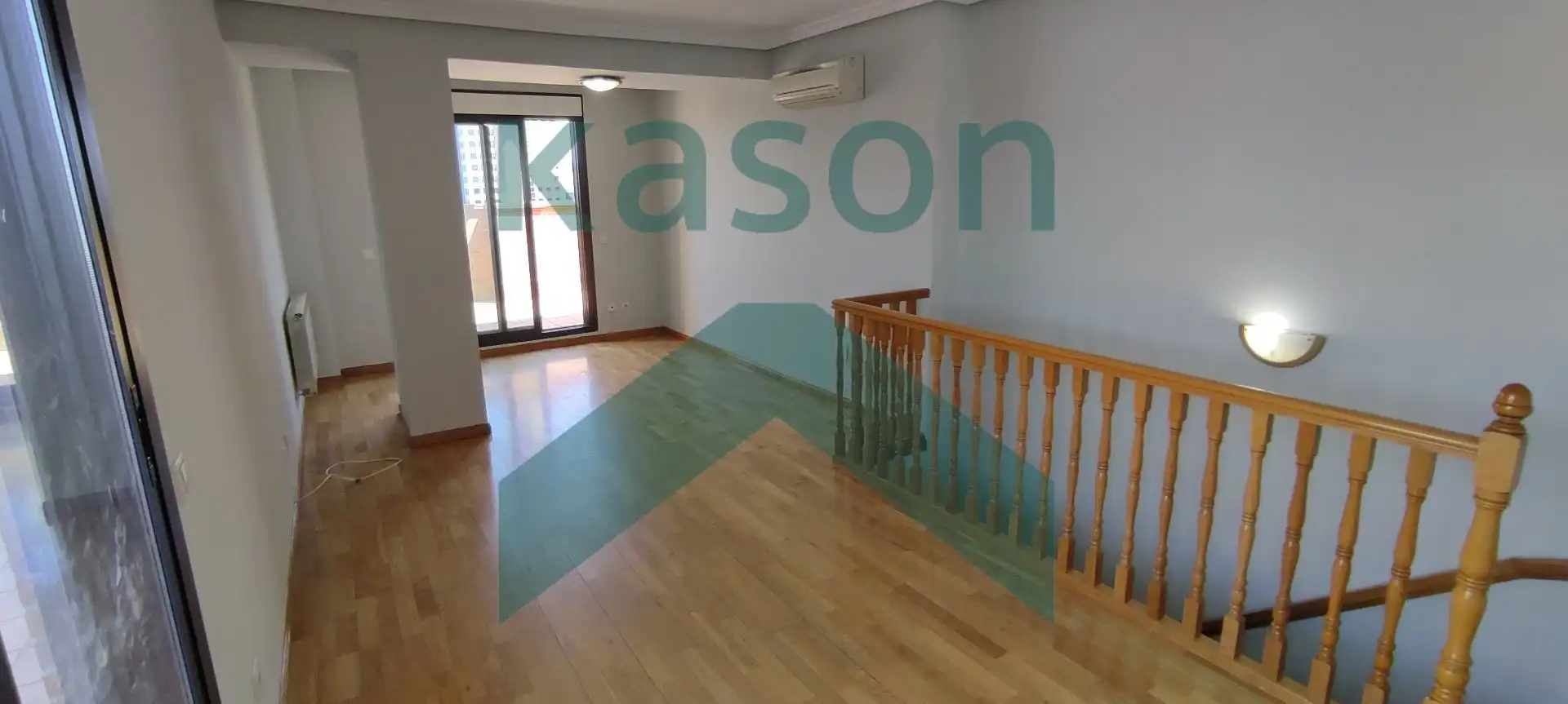 Living room of Attic for rent in Madrid  with Air Conditioner, Heating and Terrace
