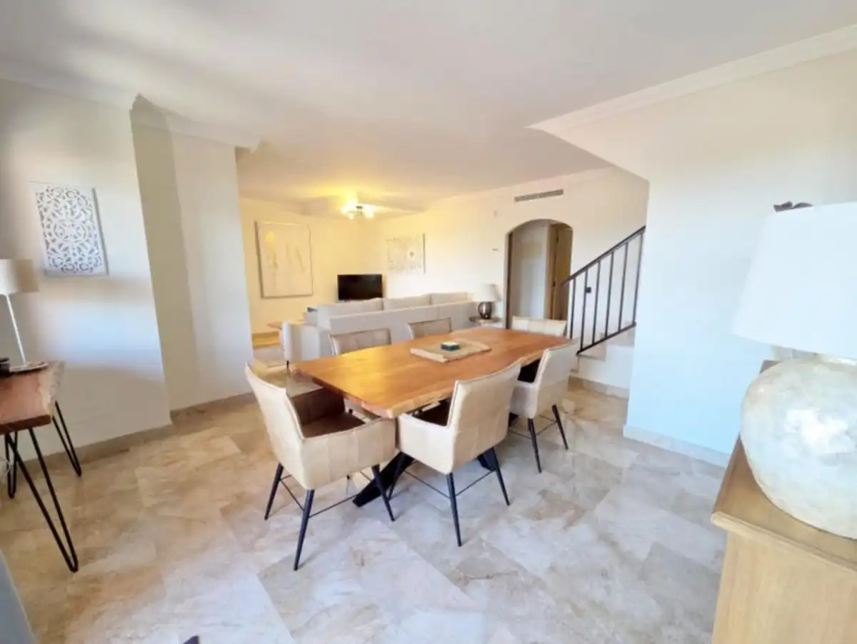 Apartment mit Pool zum Verkauf in La Duquesa, imagen 5
