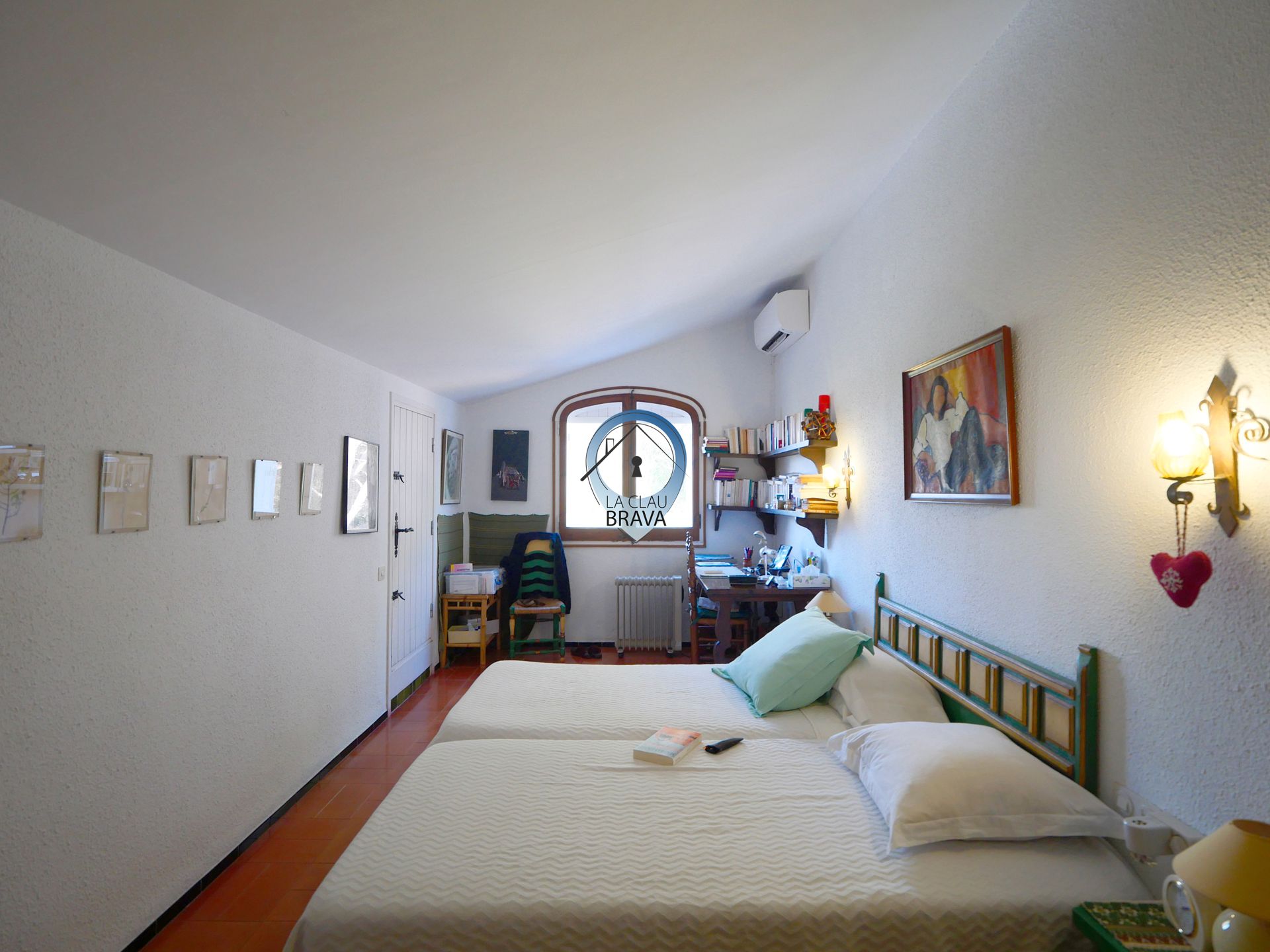 Habitación de Casa o chalet en venta en Castell d'Aro, Platja d'Aro i s'Agaró con Aire acondicionado, Calefacción y Jardín privado