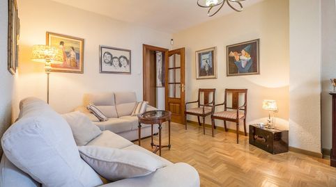 Foto 4 de Piso en venta en Calle María Luisa de Dios, 15, Pajaritos, Granada Capital
