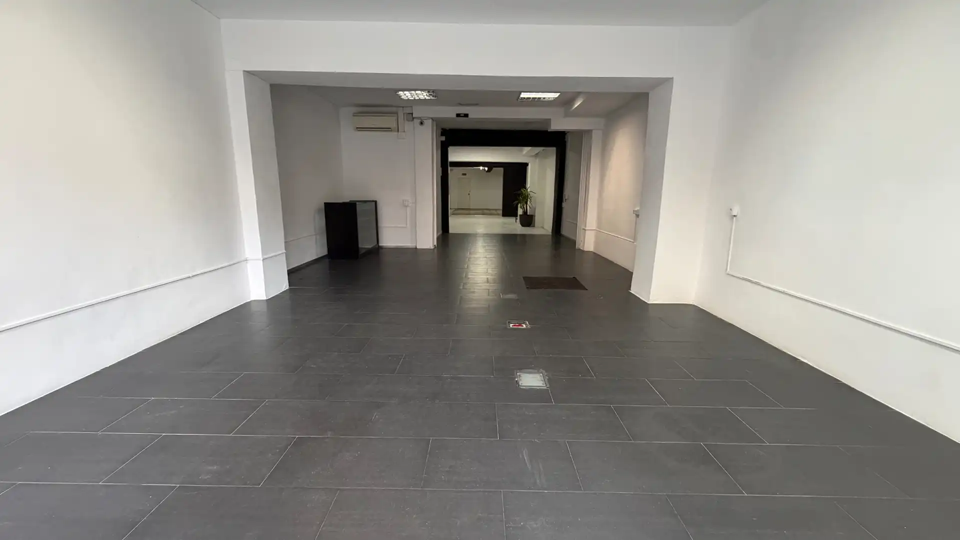 Local de alquiler en Carrer del Doctor Fleming, 30, Centre