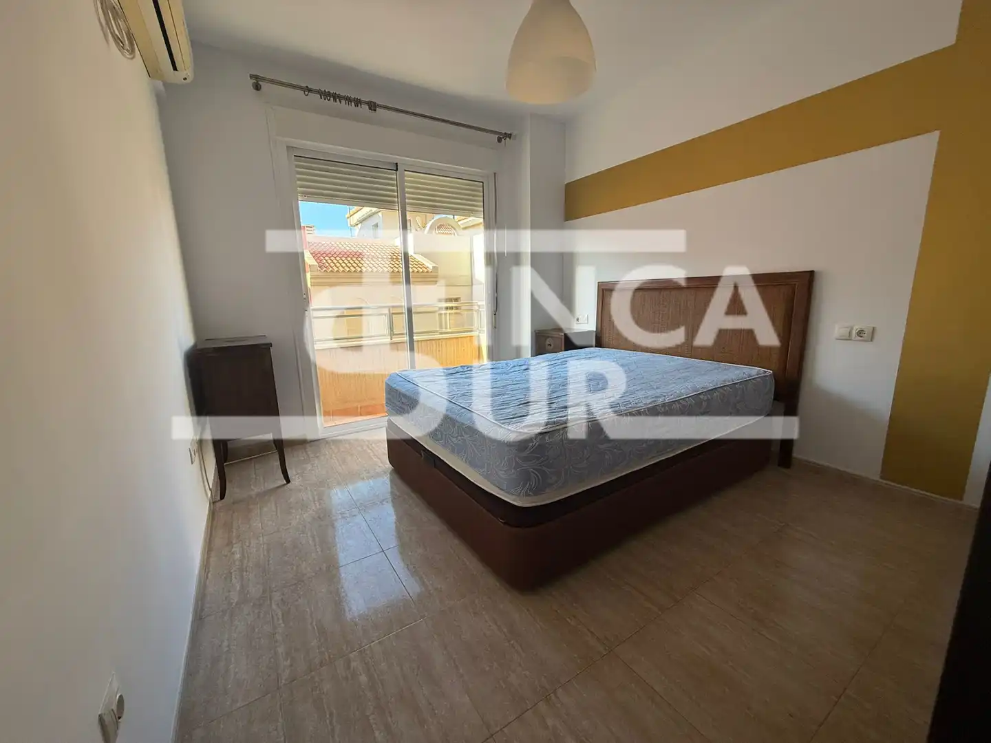 Habitación de Apartamento en venta en Roquetas de Mar con Amueblado, Horno y Lavadora