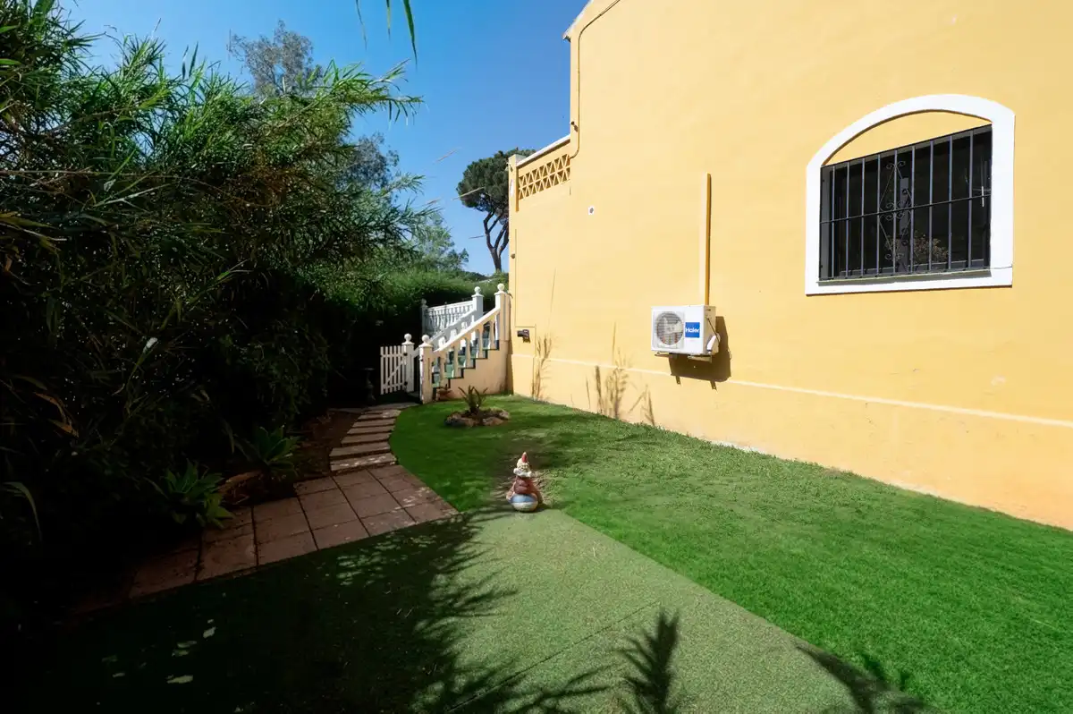Reihenhaus mit Pool zum Verkauf in Calahonda, imagen 30