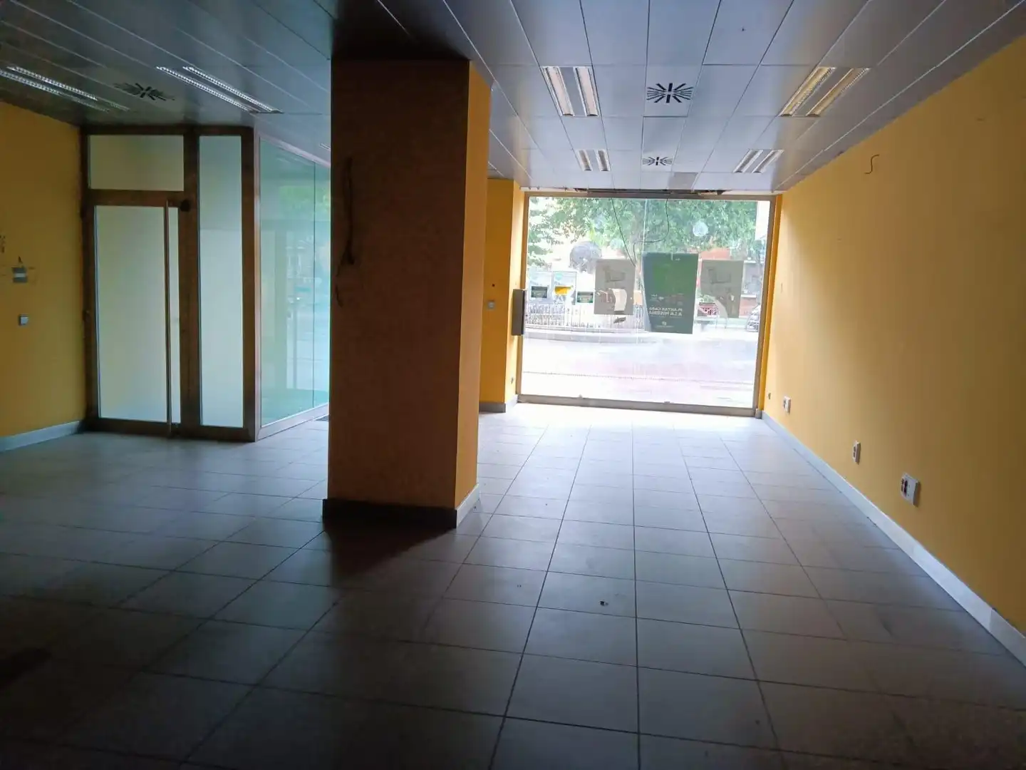 Geschaftsraum zum Verkauf in Avenida Dr. Mendiguchía Carriche, San Nicasio