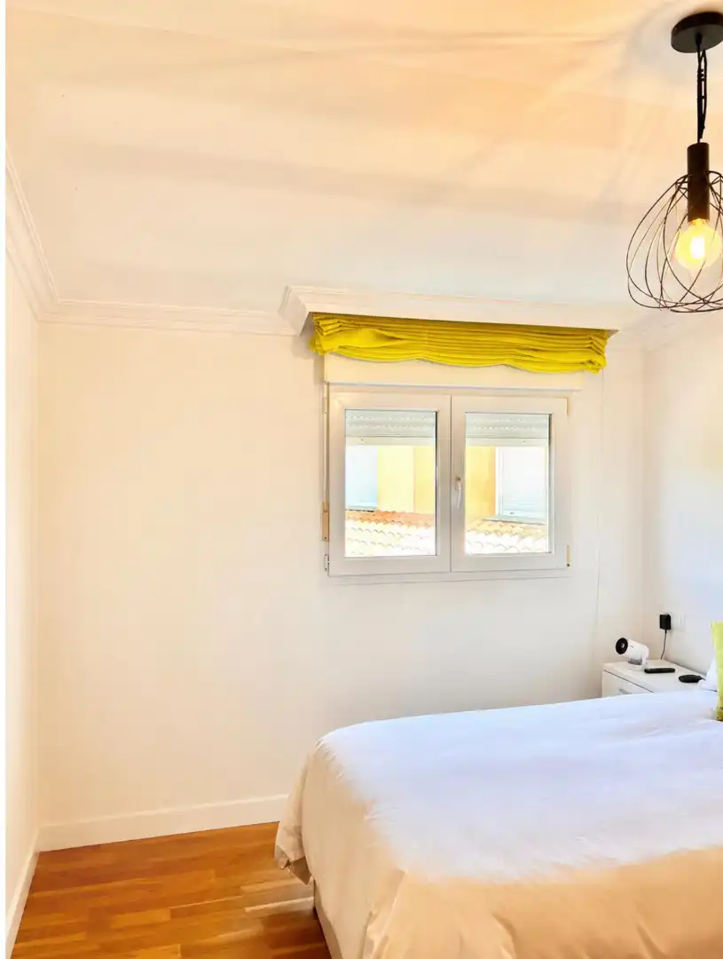 Bedroom of Attic for sale in Ribeira  with Heating, Parquet flooring and Terrace