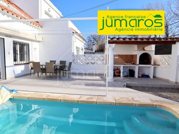 Reihenhaus mit Pool zum Verkauf in Carlit - Montseny
