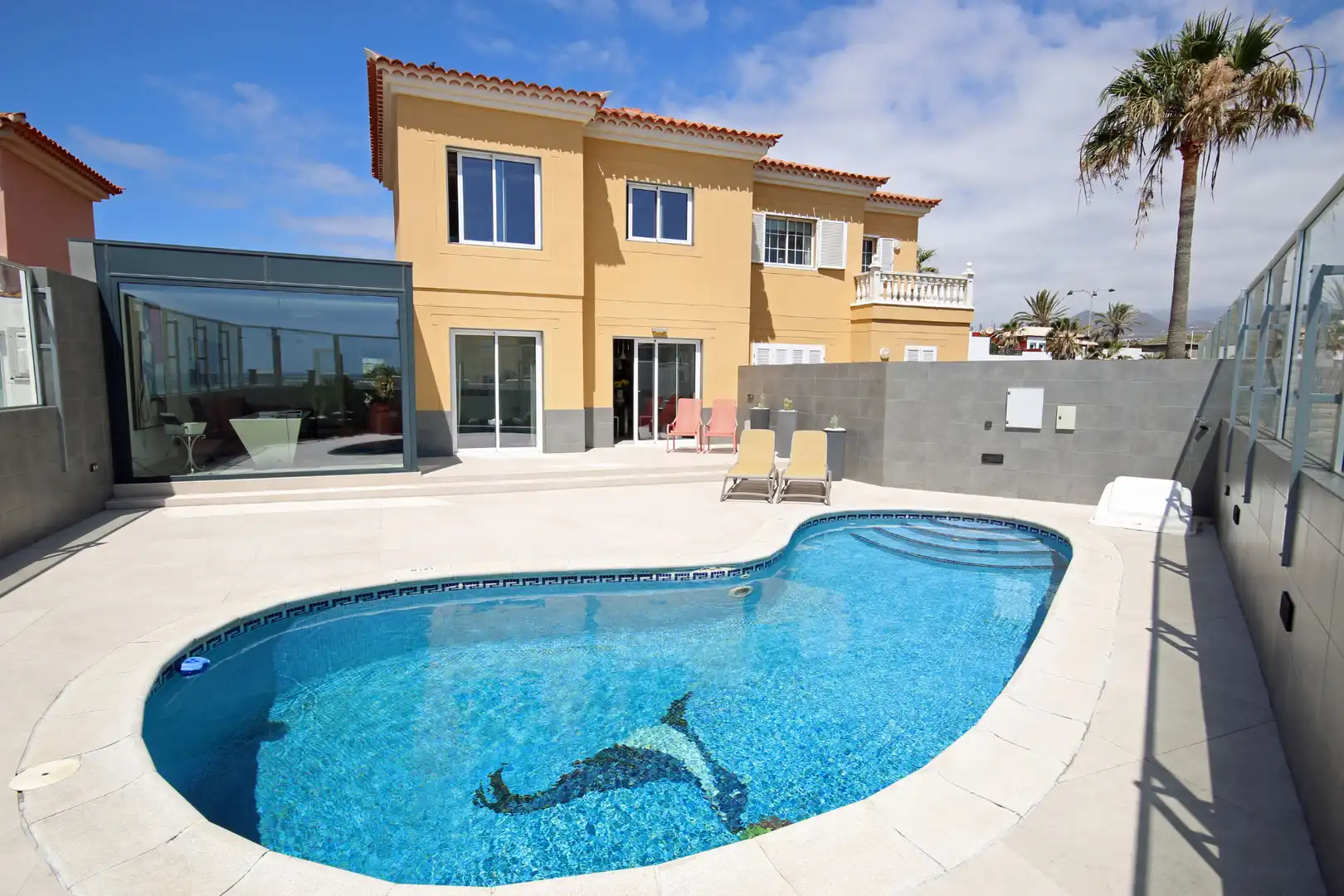 Swimming pool of Detached homes for sale in Granadilla de Abona  with Air Conditioner, Private garden and Swimming Pool