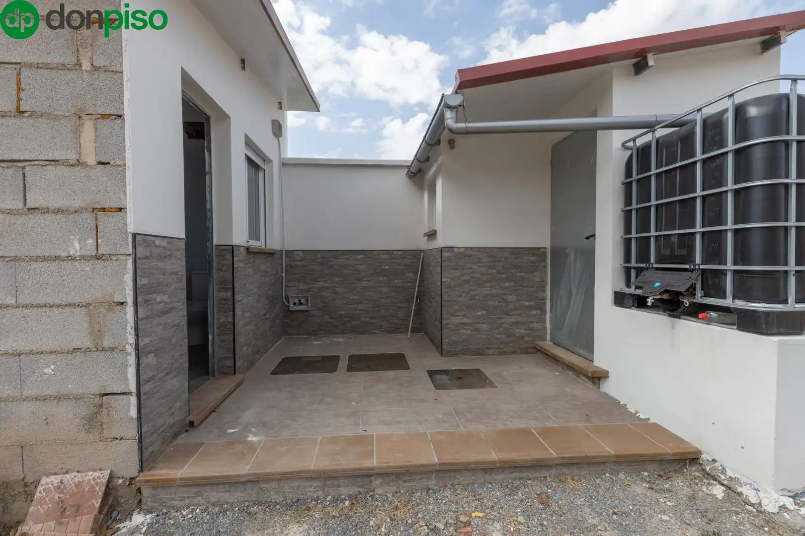 Country homes for sale in Avenida Avenida de Secanillo, Peligros