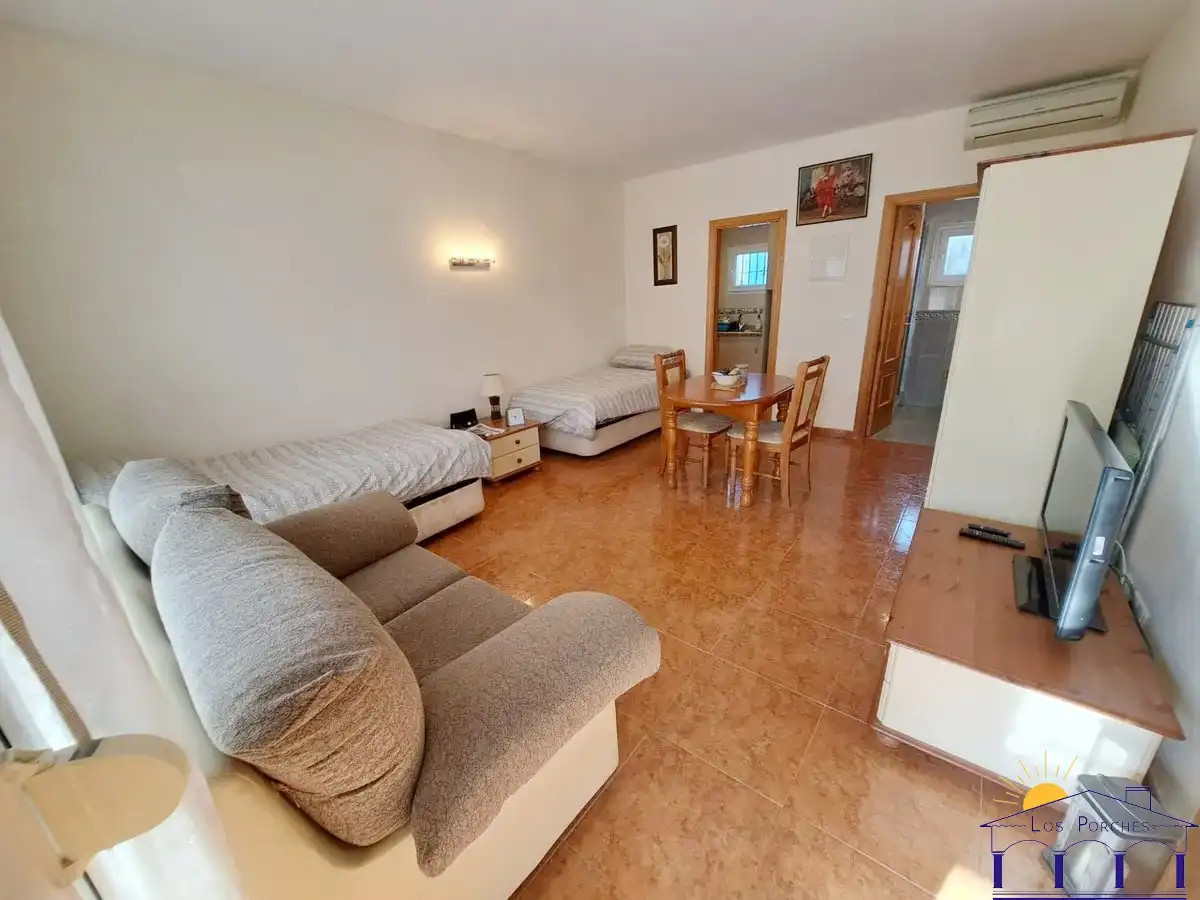 Sala de estar de Estudio en venta en Benalmádena con Aire acondicionado, Calefacción y Terraza