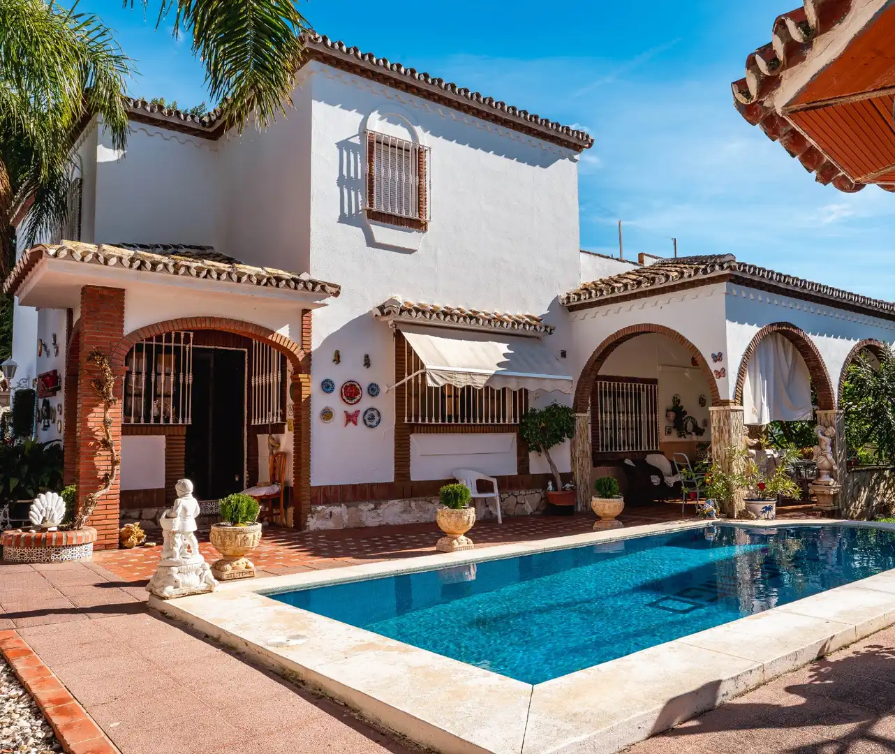 Chalet con piscina en venta en Los Pacos, imagen 2